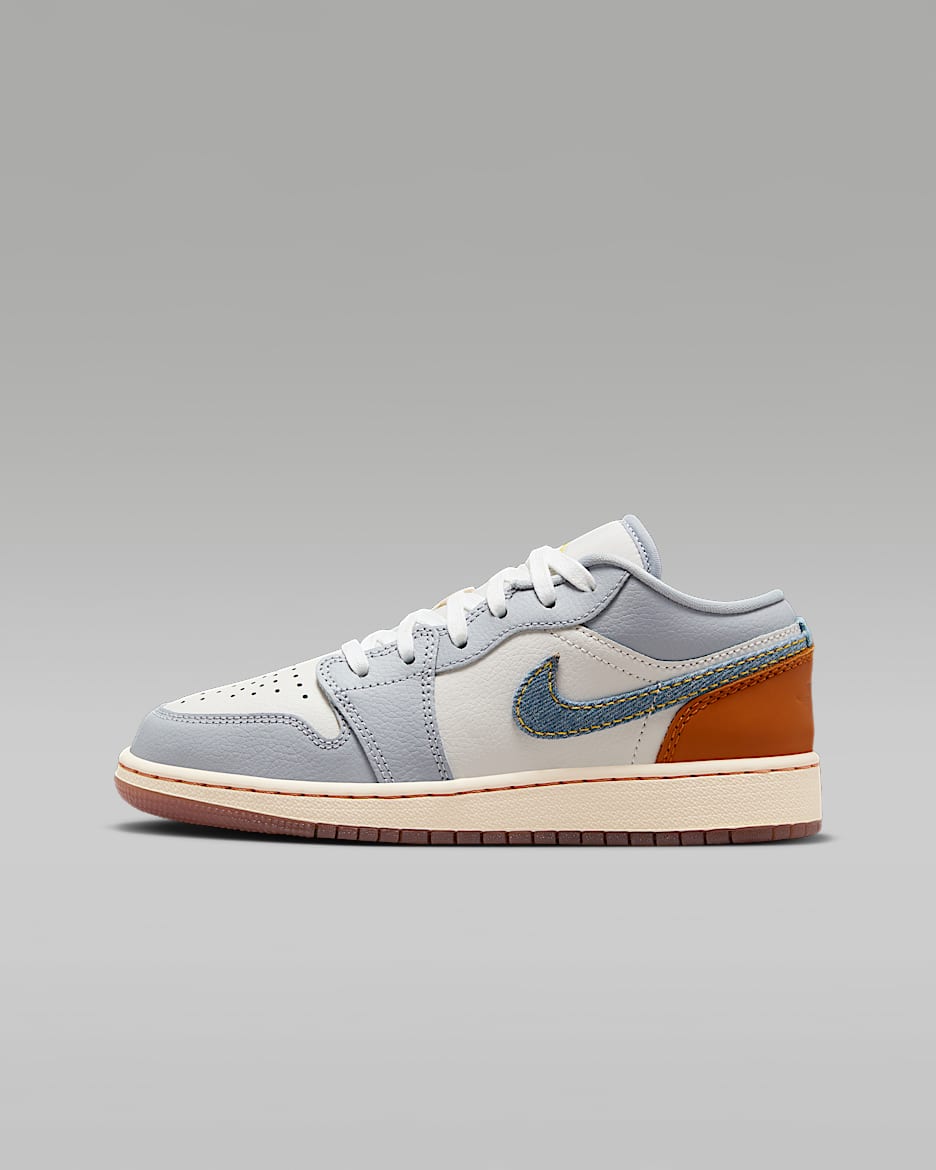 NIKE公式】エア ジョーダン 1 LOW SE ジュニアシューズ NIKE公式】エア ジョーダン 1 LOW SE ジュニアシューズ